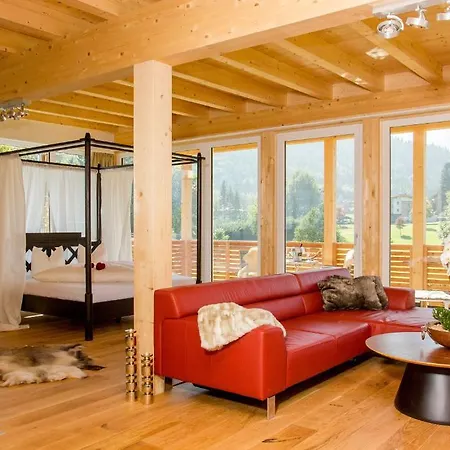 Garni Berghof Szálloda 3*