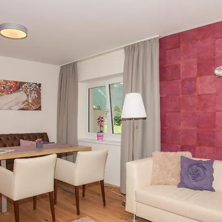 Boutiquehotel Berghof Otel 3*