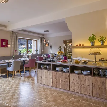 Отель Garni Berghof Пертизау