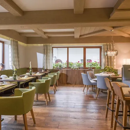 ホテル ガルニ ベルクホフ