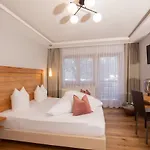 Garni Berghof Hotell