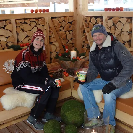 Hotel Garni Berghof 3*