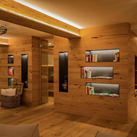 Hotel Garni Berghof 3*